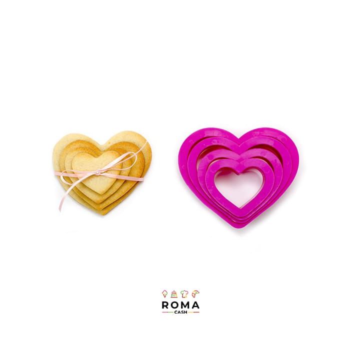 SET 4 TAGLIAPASTA CUORE PLASTICA